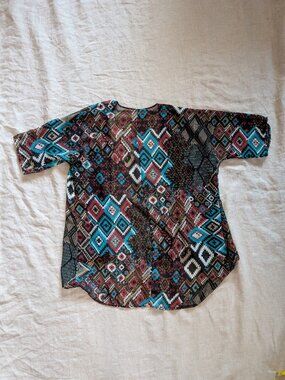 Multi-colored Geometric Semi-sheer Wrap